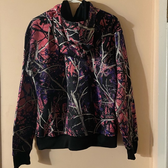 Muddy Girl Sweatshirt - Picture 2 of 7